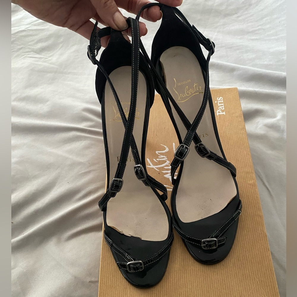 Christian Louboutin black patent leather ankle strap heels. Sz 38.5.
